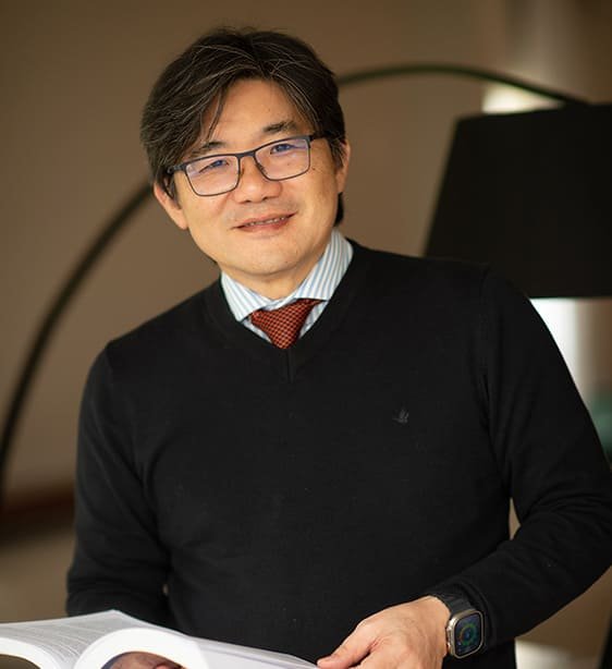Foto do Dr. Flávio Iizuka